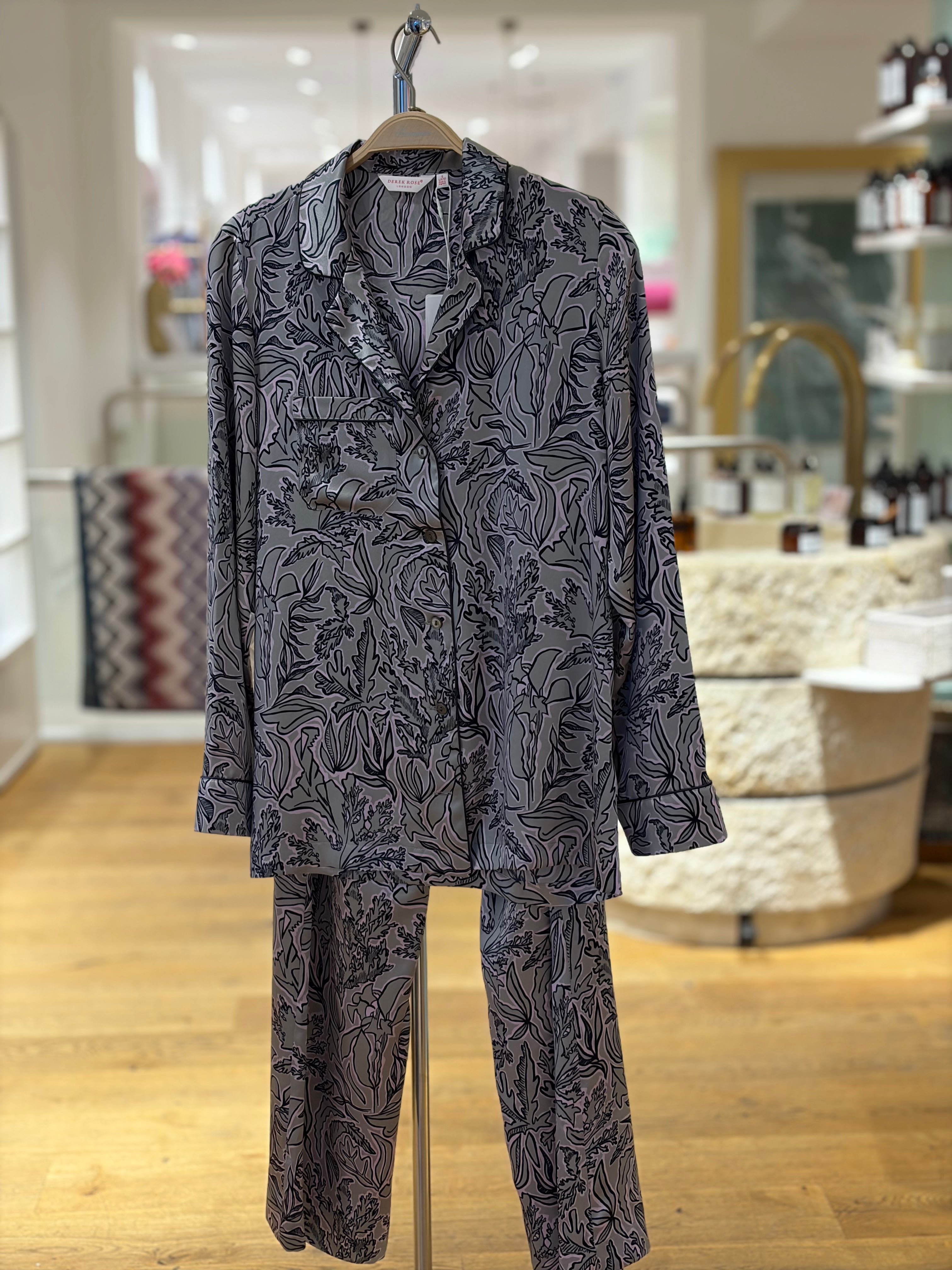 Pyjama Seide Women "Grau Floral"