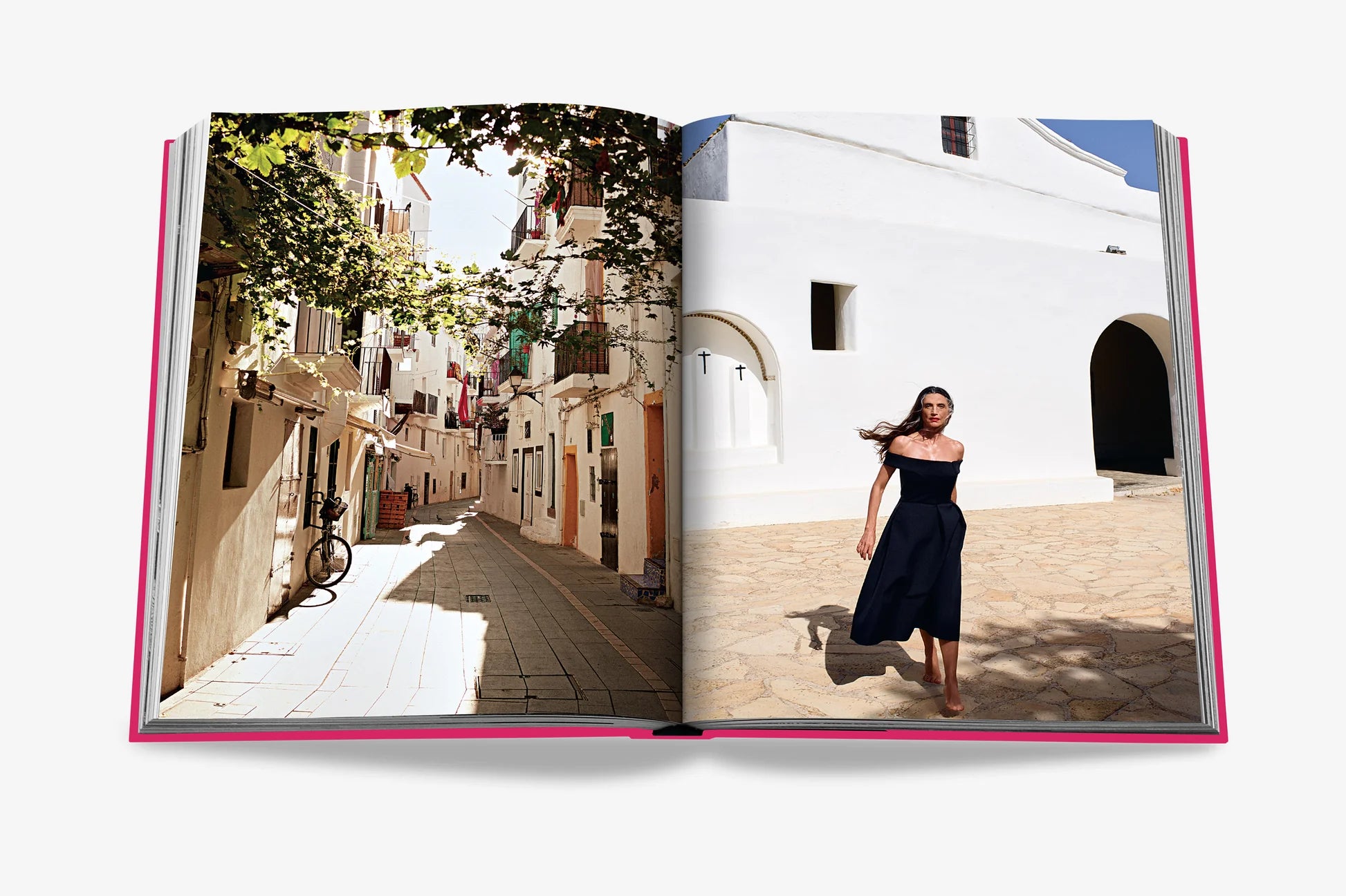 Travel Book "Ibiza"