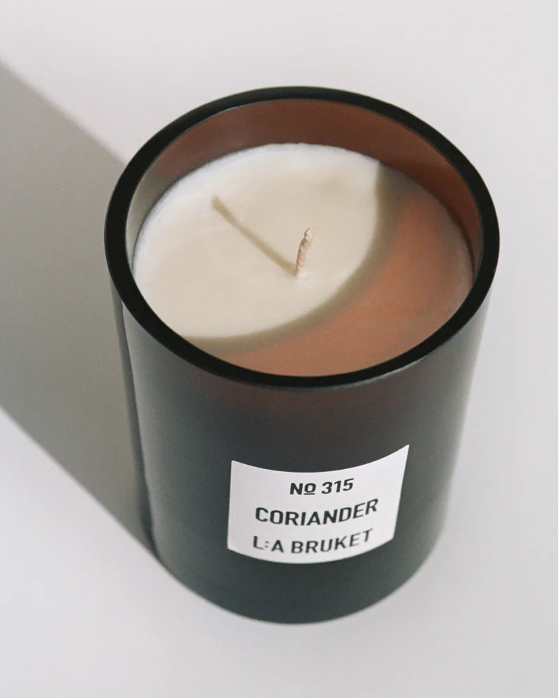 Candela profumata “Coriandolo” – L:A Bruket