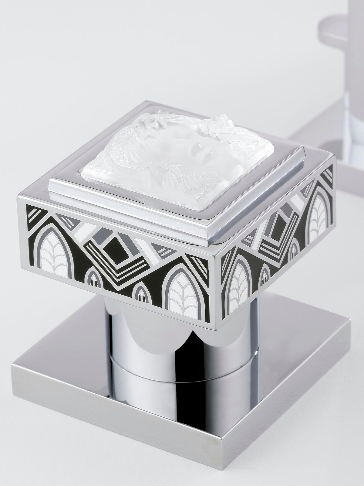 THG Masque de Femme Lunaire – Kollektionsmotiv – andere Ausführung oder Detail/Zubehör / Ambiente – COLL_A2R_Diapo_02.jpg