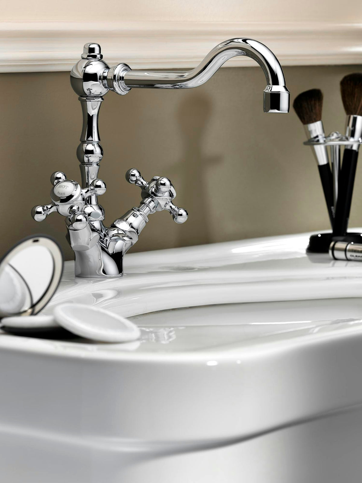 THG 1900 – Lifestyle / Ambiente – COLL_G25_Diapo_02.jpg