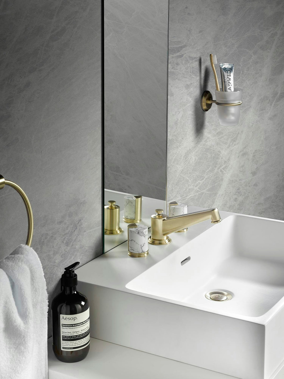THG Le 9 Howlite – Lifestyle / Ambiente – COLL_G2H_Diapo_05.jpg