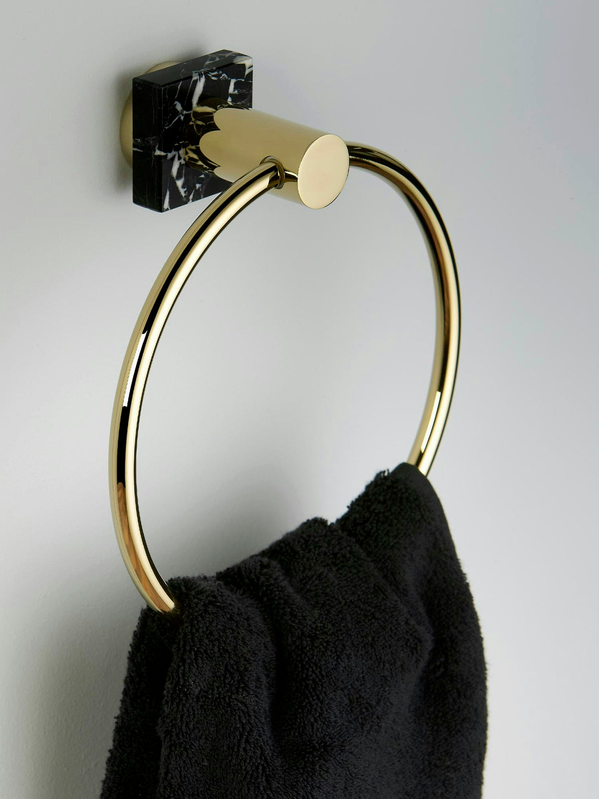THG Montaigne Grand Antique Marmor – Kollektionsmotiv – andere Ausführung oder Detail/Zubehör / Ambiente – COLL_G3R_Diapo_07.jpg