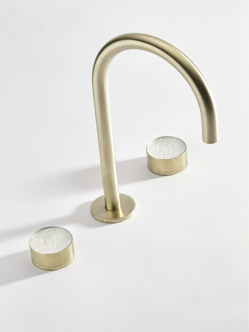 "Yoko Ice" Basin Mixer