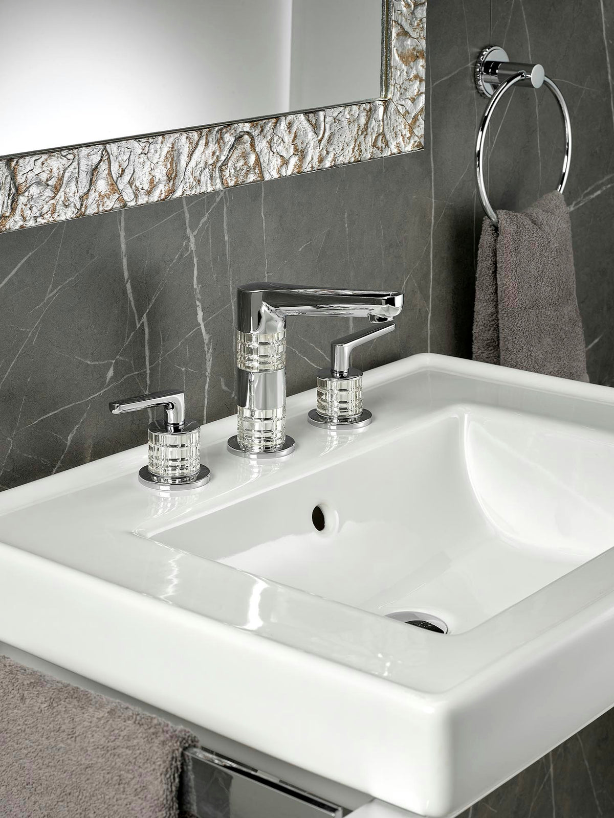 THG System Kristall mit Hebelgriffen – Lifestyle / Ambiente – COLL_G9K_Diapo_01.jpg