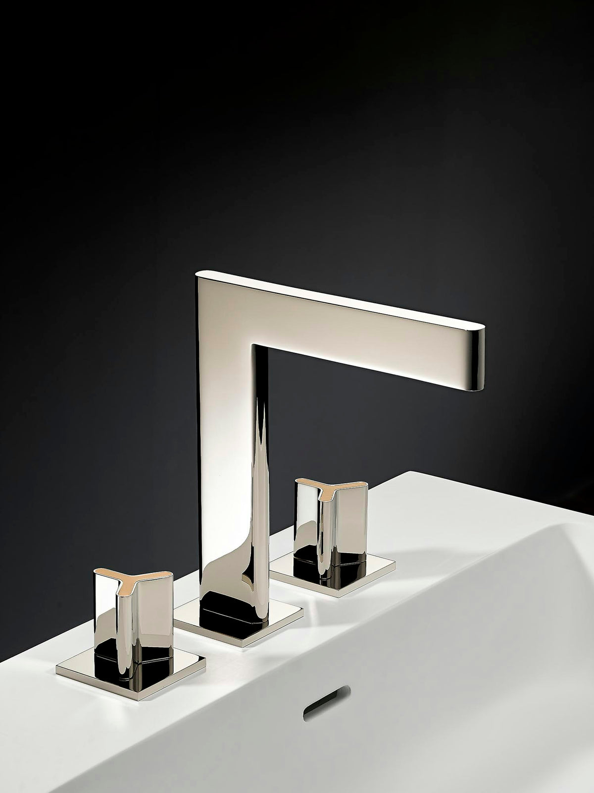 THG Icon-X Metalleinlagen – Lifestyle / Ambiente – COLL_U7J_Diapo_05.jpg
