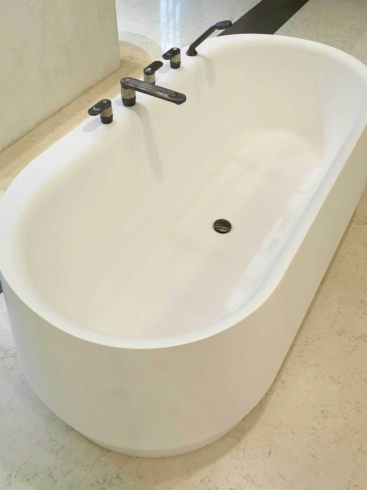 THG Corvair Fior di Bosco mit Hebelgriffen – Kollektionsmotiv – andere Ausführung oder Detail/Zubehör / Ambiente – COLL_U8L_Diapo_07.jpg