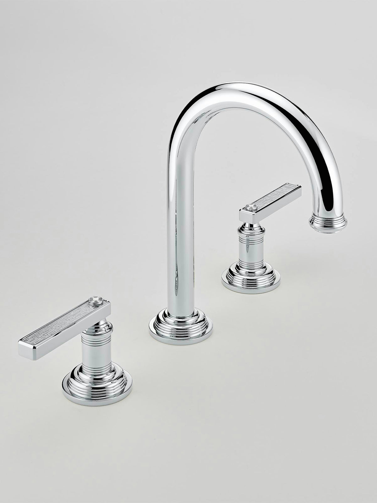 THG West coast mit Guilloché-Dekor mit Hebelgriffen – Kollektionsmotiv – andere Ausführung oder Detail/Zubehör / Ambiente – COLL_U9D_Diapo_02.jpg