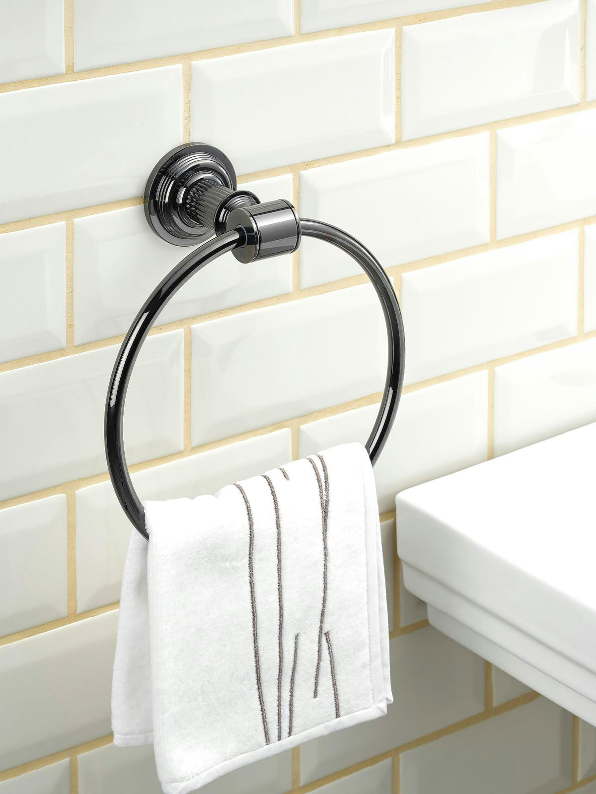 THG Grand central Metall – Kollektionsmotiv – andere Ausführung oder Detail/Zubehör / Ambiente – COLL_U9K_Diapo_05.jpg