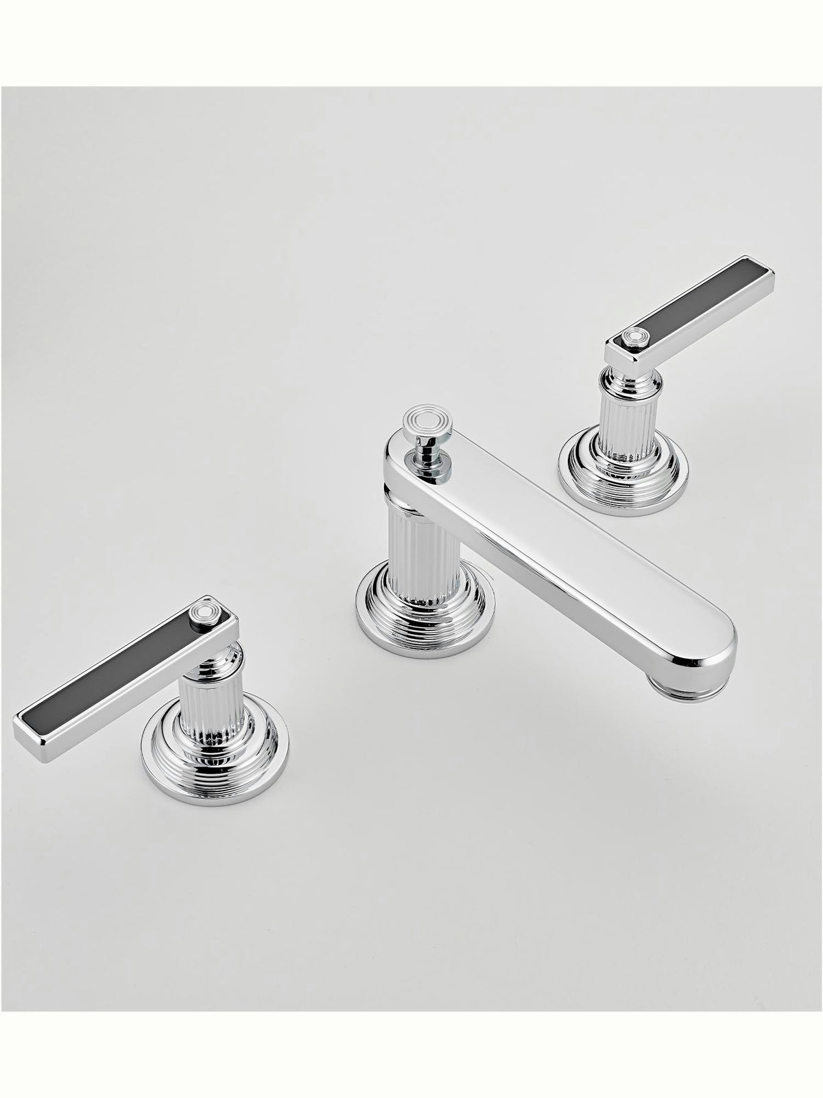 THG Grand central Onyx schwarz mit Hebelgriffen – Kollektionsmotiv – andere Ausführung oder Detail/Zubehör / Ambiente – COLL_U9N_Diapo_01.jpg