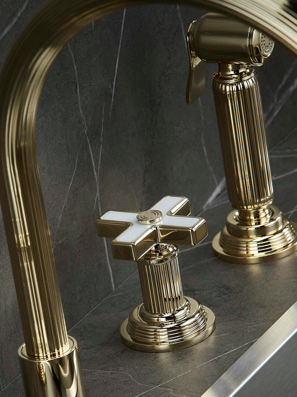 THG Grand central Onyx weiß – Kollektionsmotiv – andere Ausführung oder Detail/Zubehör / Ambiente – COLL_U9R_Diapo_07.jpg