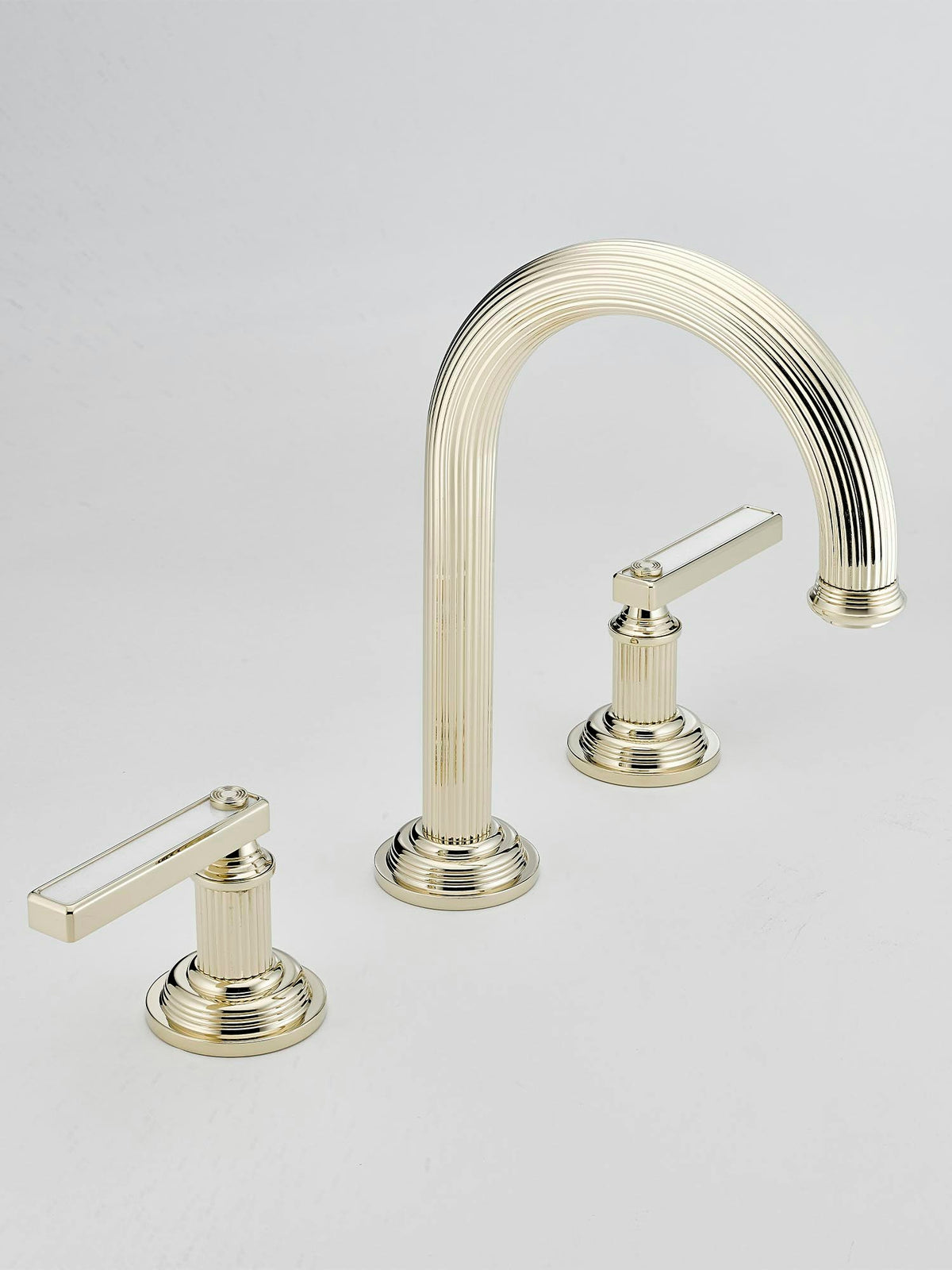THG Grand central Onyx weiß mit Hebelgriffen – Kollektionsmotiv – andere Ausführung oder Detail/Zubehör / Ambiente – COLL_U9S_Diapo_02.jpg