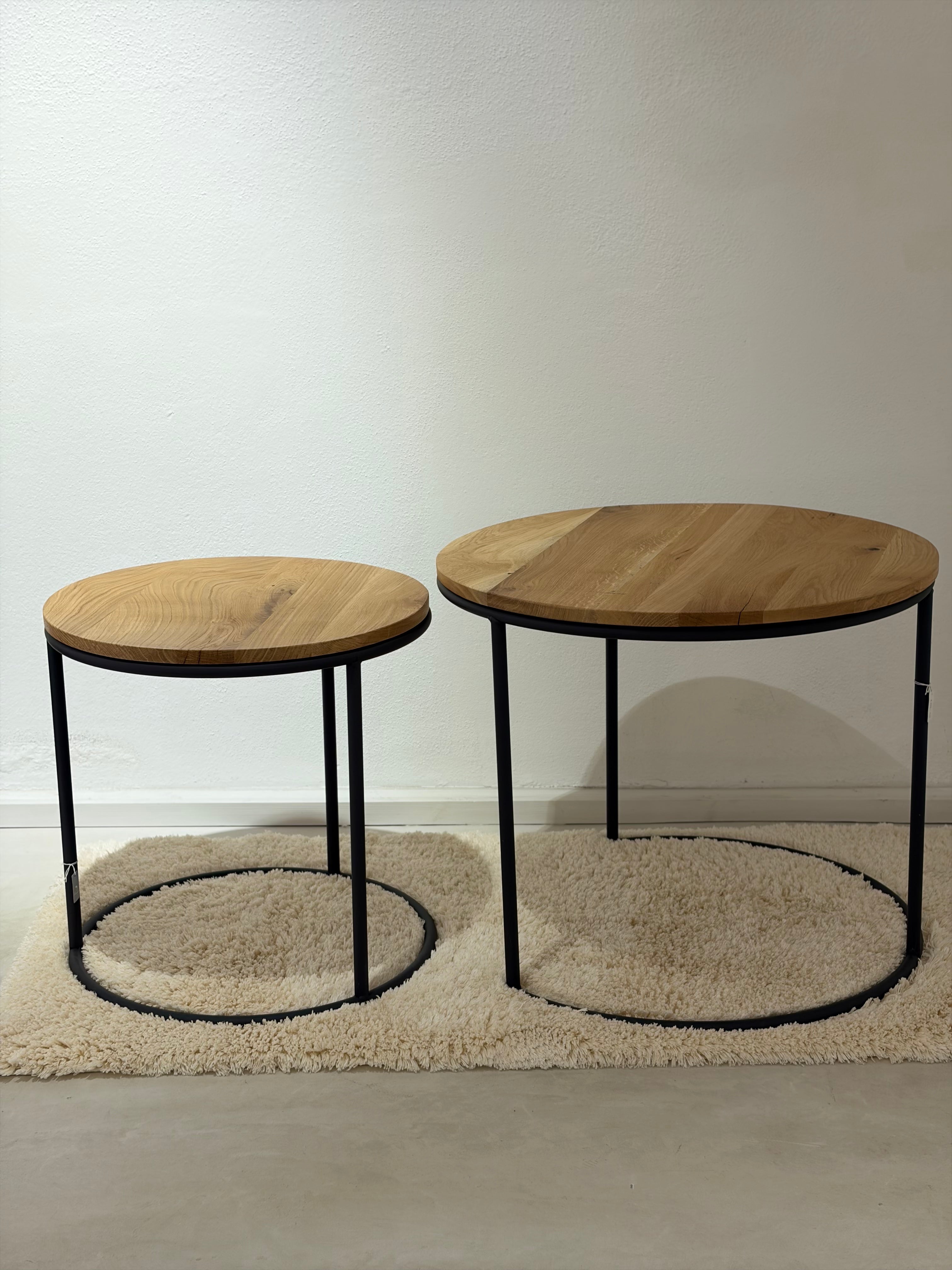 Side Table "Metal Base"