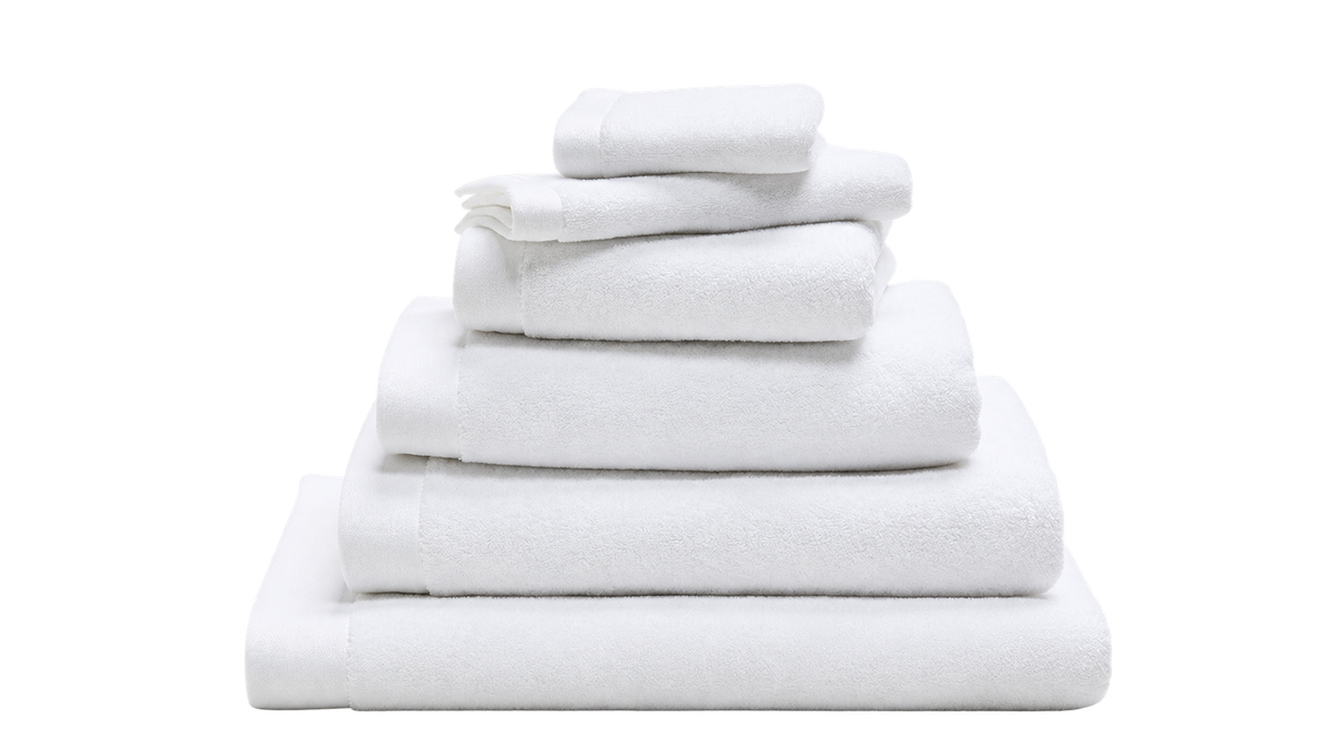 Handtuch "Grace" von Luiz – White