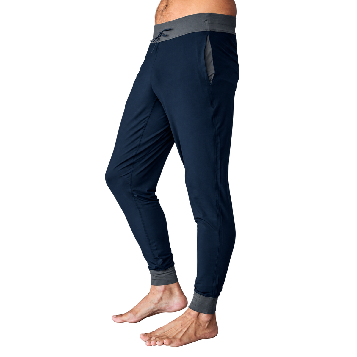Hose Men "Balance" von Dagsmejan – Midnight Blue, freigestellt