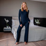 Langarm-Shirt Women "Balance" von Dagsmejan – Midnight blue
