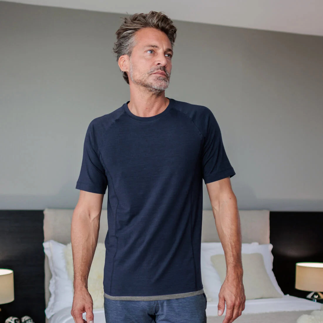 T-Shirt Men "Stay Warm" von Dagsmejan – Winter Night Melange