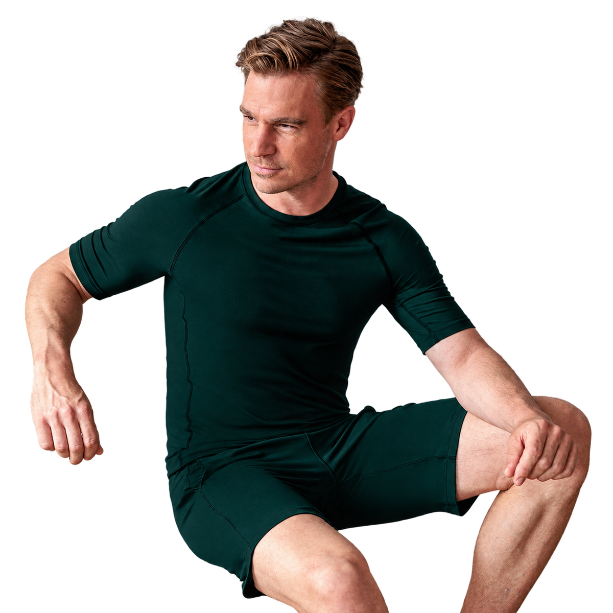 T-Shirt Men "Balance" von Dagsmejan – Midnight Pine, freigestellt